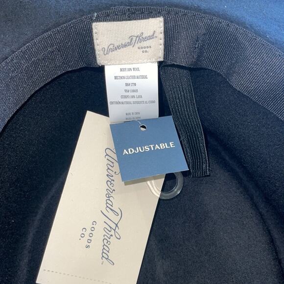 Universal Thread Hat Womens Black Felt Wool Bowler Snake Print adj Band NWT - Picture 7 of 7